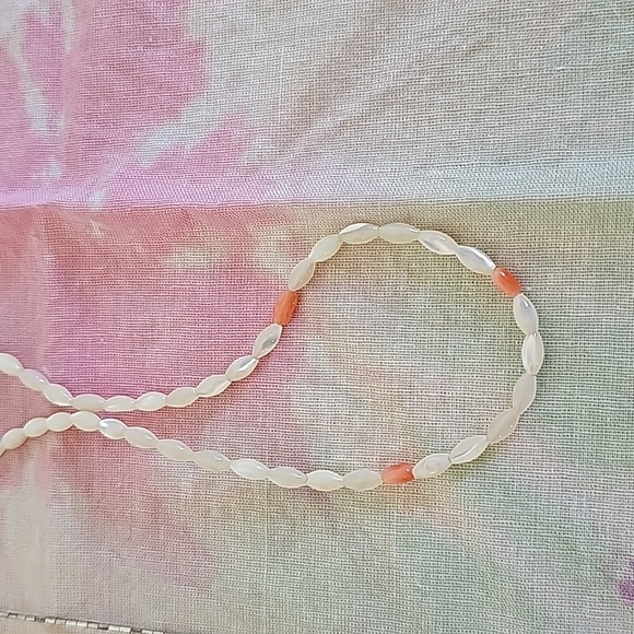 Two necklaces. - Picture 3 of 3